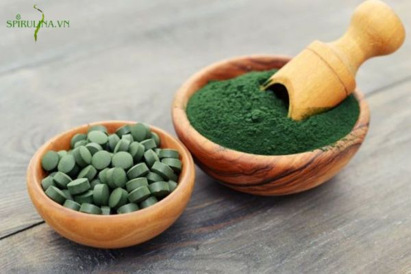 lieu luong su dung tao xoan spirulina nhat giam can